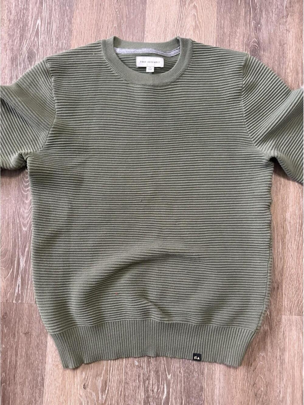 Free Assembly Men’s Ribbed Knit Sweater – Olive Green – Size Small